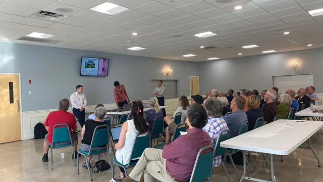 Photo: WGME Developers meet with Stroudwater neighbors to discuss the housing proposal